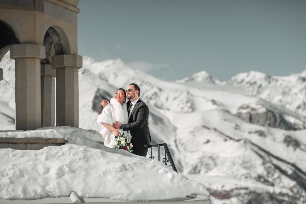  _128_https://easyweddingbahrain.com/wp-content/uploads/Gudauri-Georgia-winter-wedding-in-snow-1024x683.jpg